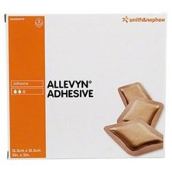 MEDICAZIONE IDROCELLULARE ADESIVA STERILE ALLEVYN ADHESIVE ALTAMENTE ASSORBENTE IN SCHIUMA DI POLIURETANO A STRUTTURA TRISTRATIFICATA 12,5X12,5CM 3 PEZZI - Metafarm