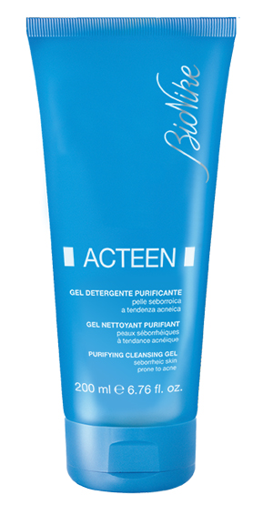 AKNET GEL DETERGENTE PURIFICANTE 200 ML - Metafarm