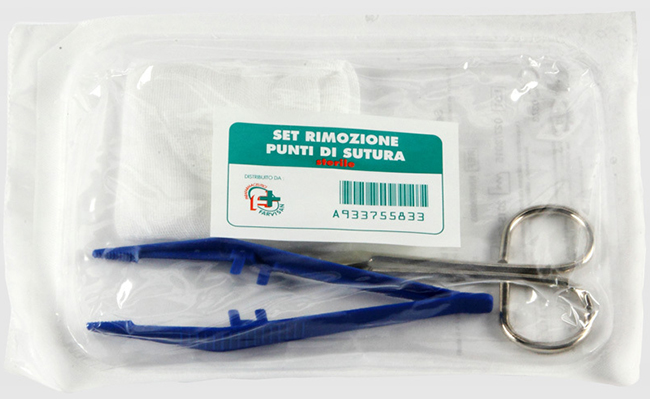 SET PER LA RIMOZIONE DEI PUNTI DI SUTURA COMPOSTO DA 1 FORBICE 1 PINZETTA 2 COMPRESSE DI GARZA DI COTONE - Metafarm