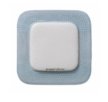 MEDICAZIONE BIATAIN IN SCHIUMA DI POLIURETANO CON BORDO ADESIVO IN SILICONE 10X20 CM 5 PEZZI - Metafarm