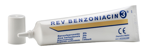 REV BENZONIACIN 3 CREMA 30 ML - Metafarm